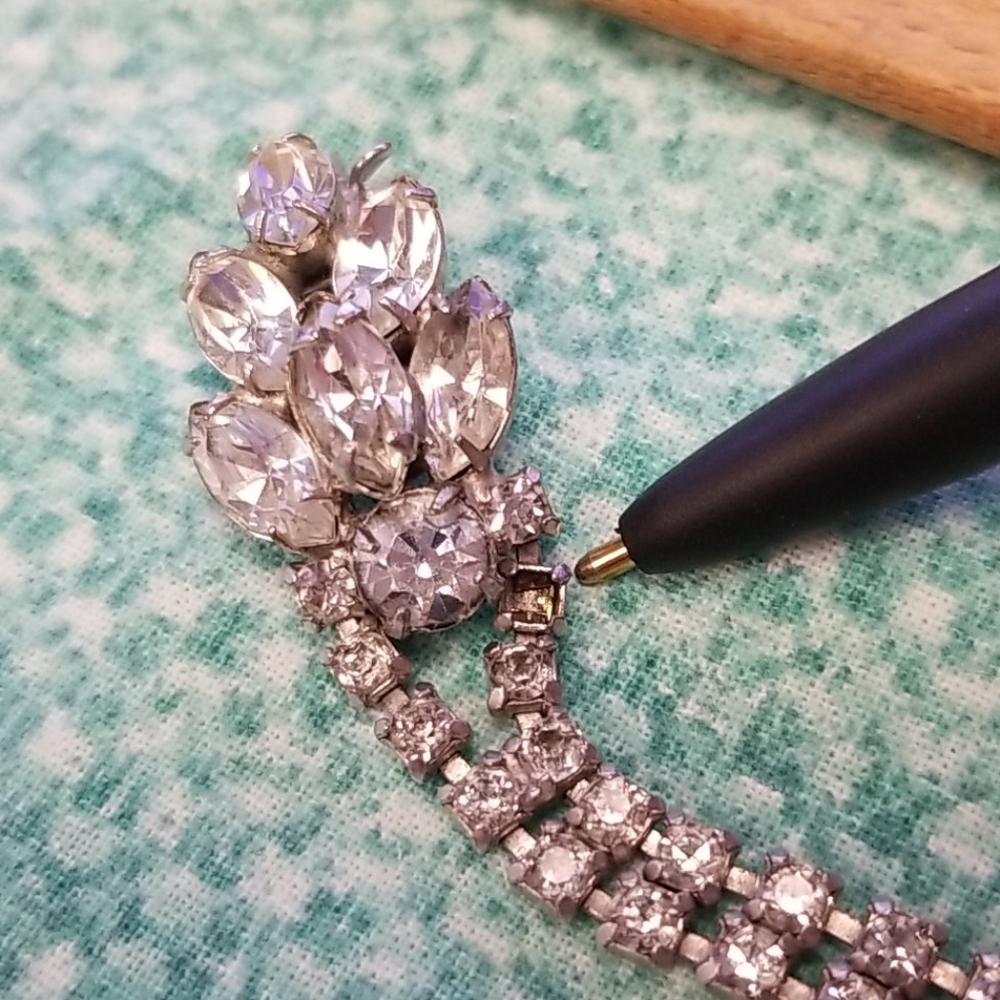 Antique Rhinestone and clip on earrings set - Picture 12 of 13